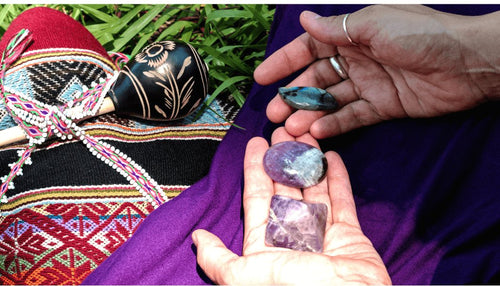 Limpieza y recarga energética de gemas: una guía práctica - Mystical Tienda