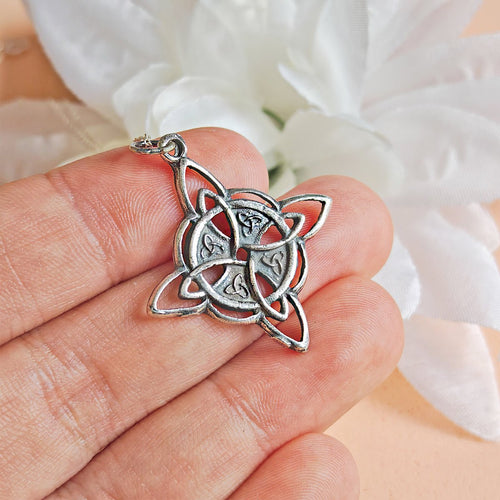 Qué es el Nudo de Brujas: Significado, Propiedades y Usos - Mystical Tienda