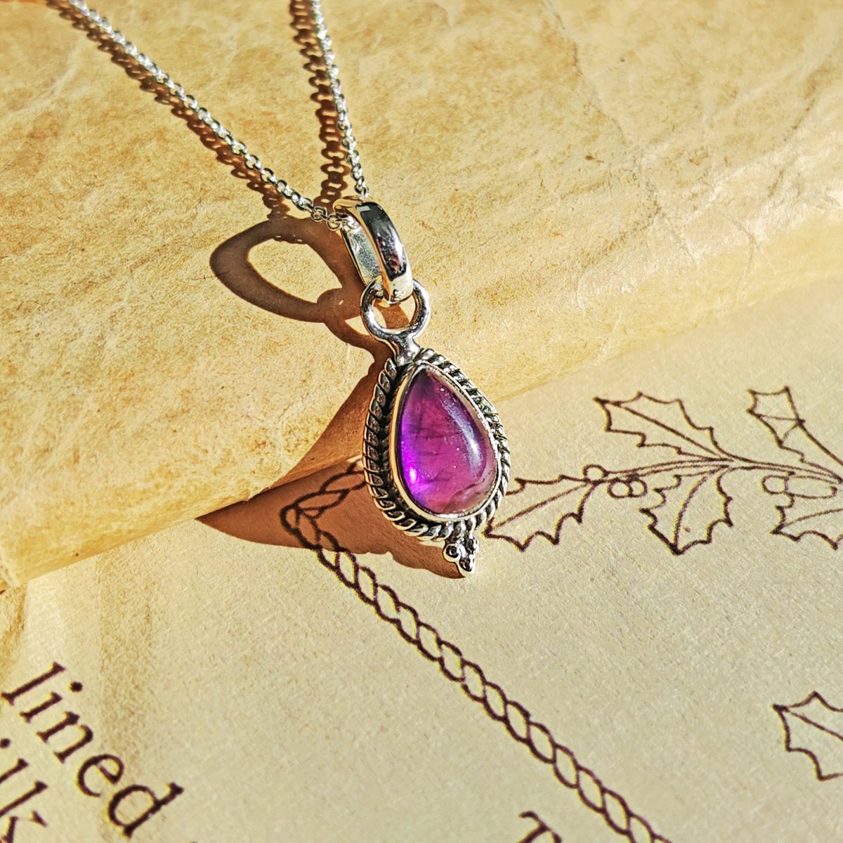 Colgante 'Dewi' Amatista y Plata de Ley 925 - Mystical Tienda