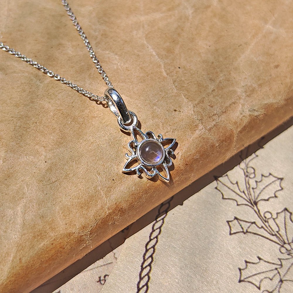 Colgante Nudo de Bruja 'Mini' Piedra de Luna en Plata de Ley 925 - Mystical Tienda