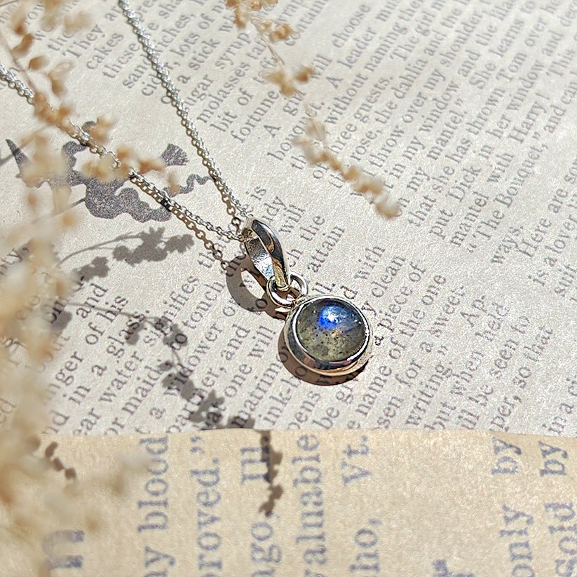 Colgante 'Sina ' Labradorita y Plata de Ley 925 - Mystical Tienda