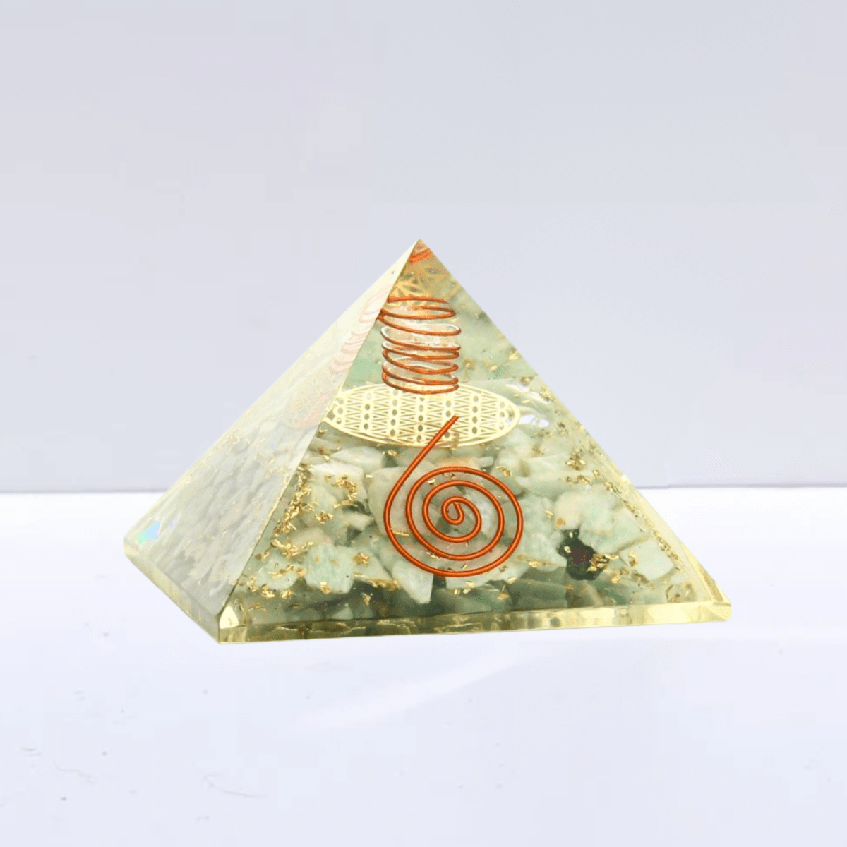 Pirámide Orgonita 'Flor de la Vida' - Amazonita - Mystical Tienda