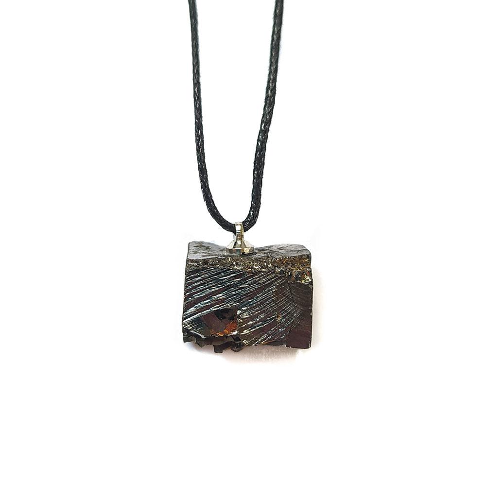 Colgante de Shungit Cristalizada - Mystical Tienda Esotérica y de Minerales