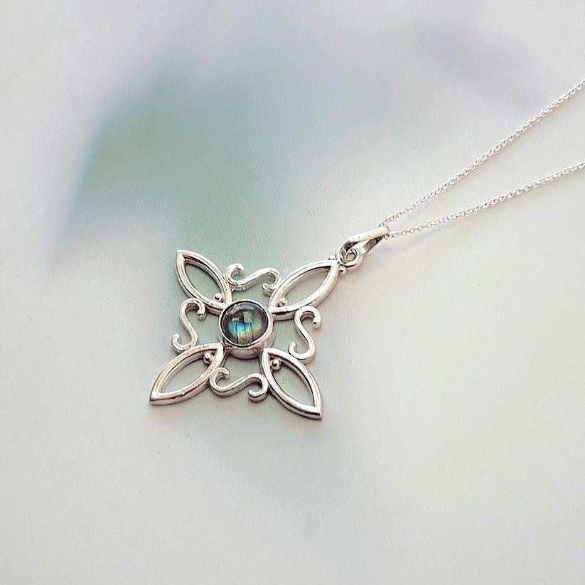 Colgante Nudo de Bruja en Plata de Ley 925 con Labradorita - Mystical Tienda