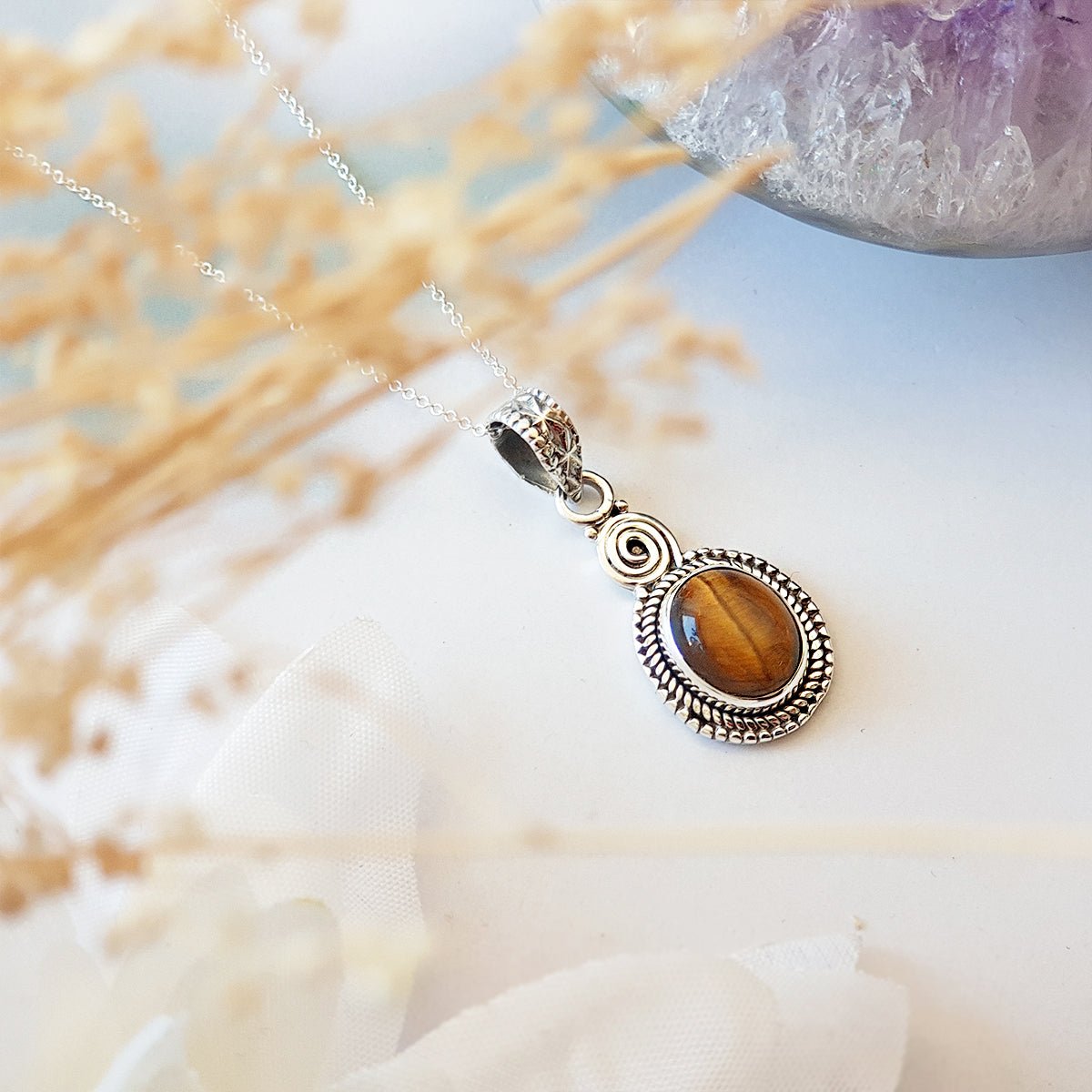 Colgante Oval Ojo de Tigre y Plata de Ley 925 - Mystical Tienda