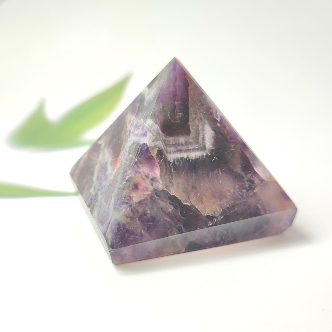 Pirámide de Amatista Chevron - Mystical Tienda