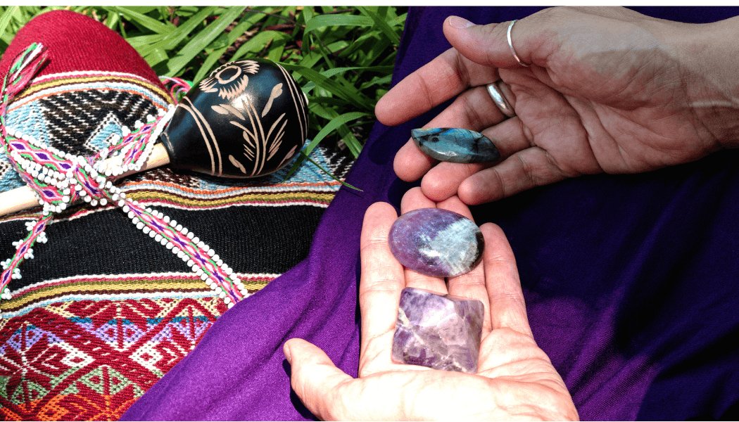 Limpieza y recarga energética de gemas: una guía práctica - Mystical Tienda