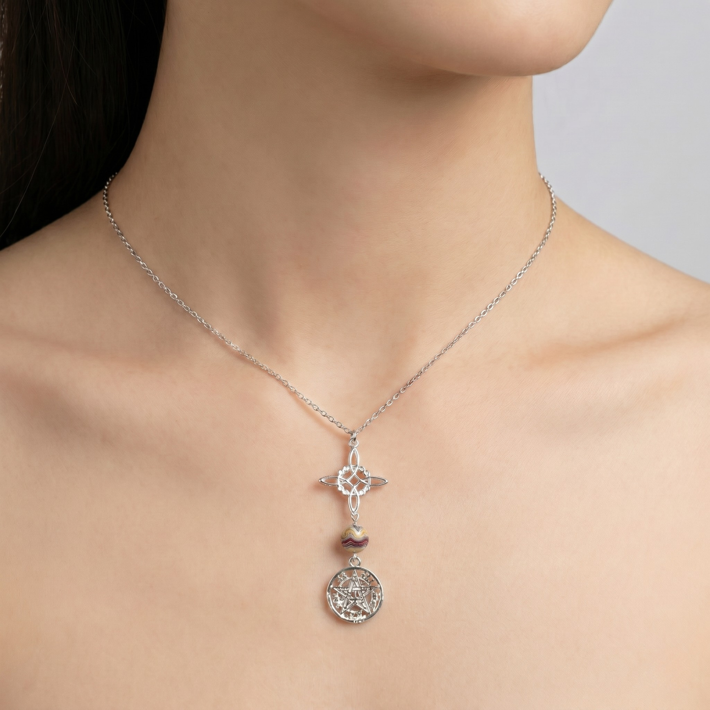 Colgante Nudo de Bruja & Tetragramaton con Bola de Ágata Locura S925