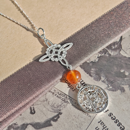 Colgante Nudo de Bruja & Tetragramaton con Bola de Cornalina S925