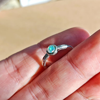 Anillo Círculo de Ópalo y Plata de Ley 925