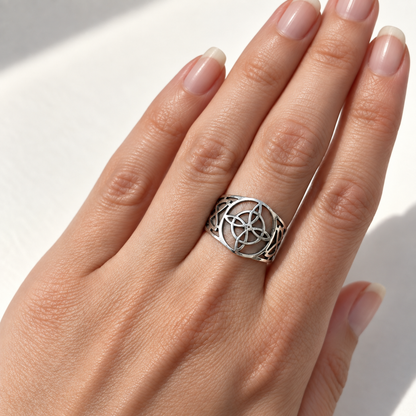 Anillo Nudo de Bruja de Protección en Plata de Ley
