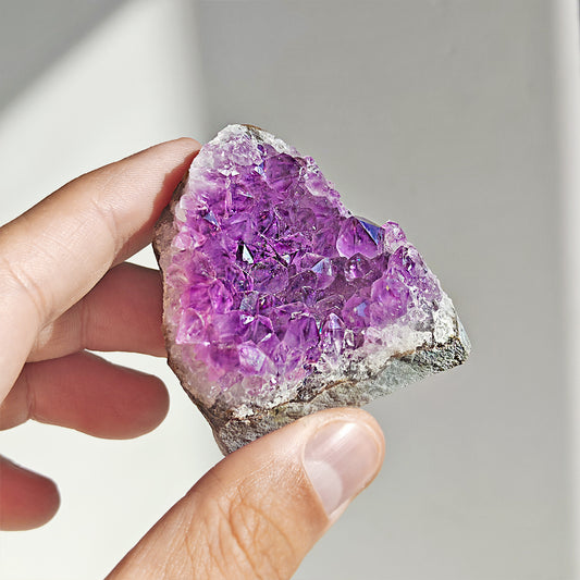 Drusa de Amatista con base plana