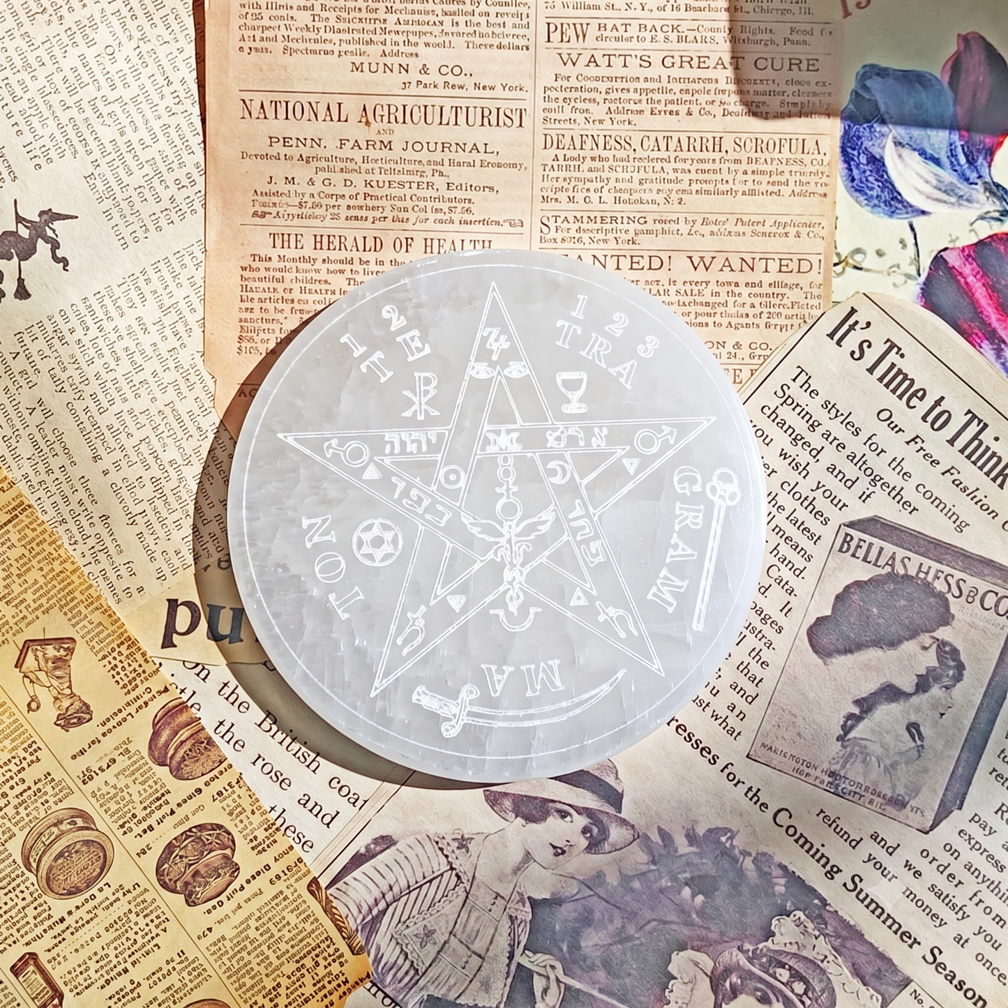 Altar de Selenita con Tetragrámaton