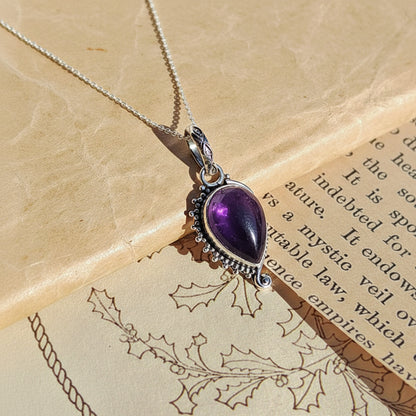 Colgante Varanasi Amatista y Plata de Ley 925 - Mystical Tienda