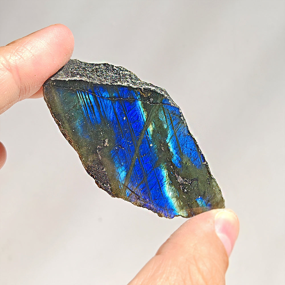 Labradorita Semi pulida