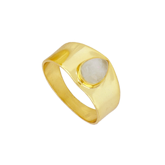 Anillo 'Priyala' de Piedra de Luna - Baño de Oro 18k