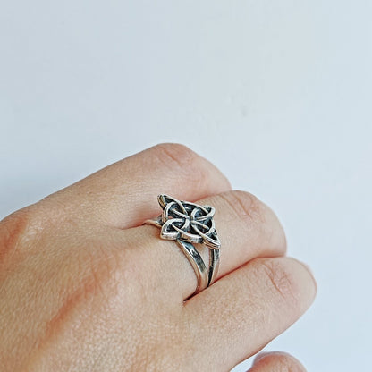 Anillo Nudo de Bruja Envejecido en Plata de Ley 925 - Mystical Tienda