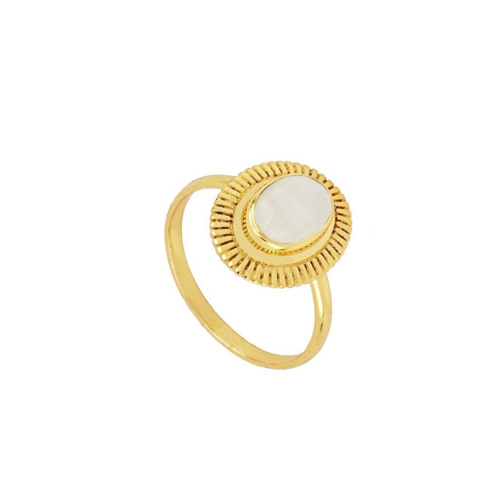 Anillo 'Ovale' de Piedra de Luna - Baño de Oro 18k - Mystical Tienda