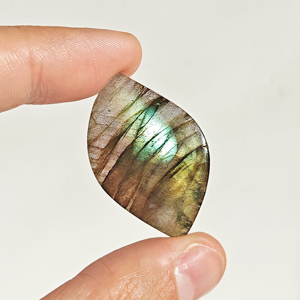 Cabujón de Labradorita - Mystical Tienda