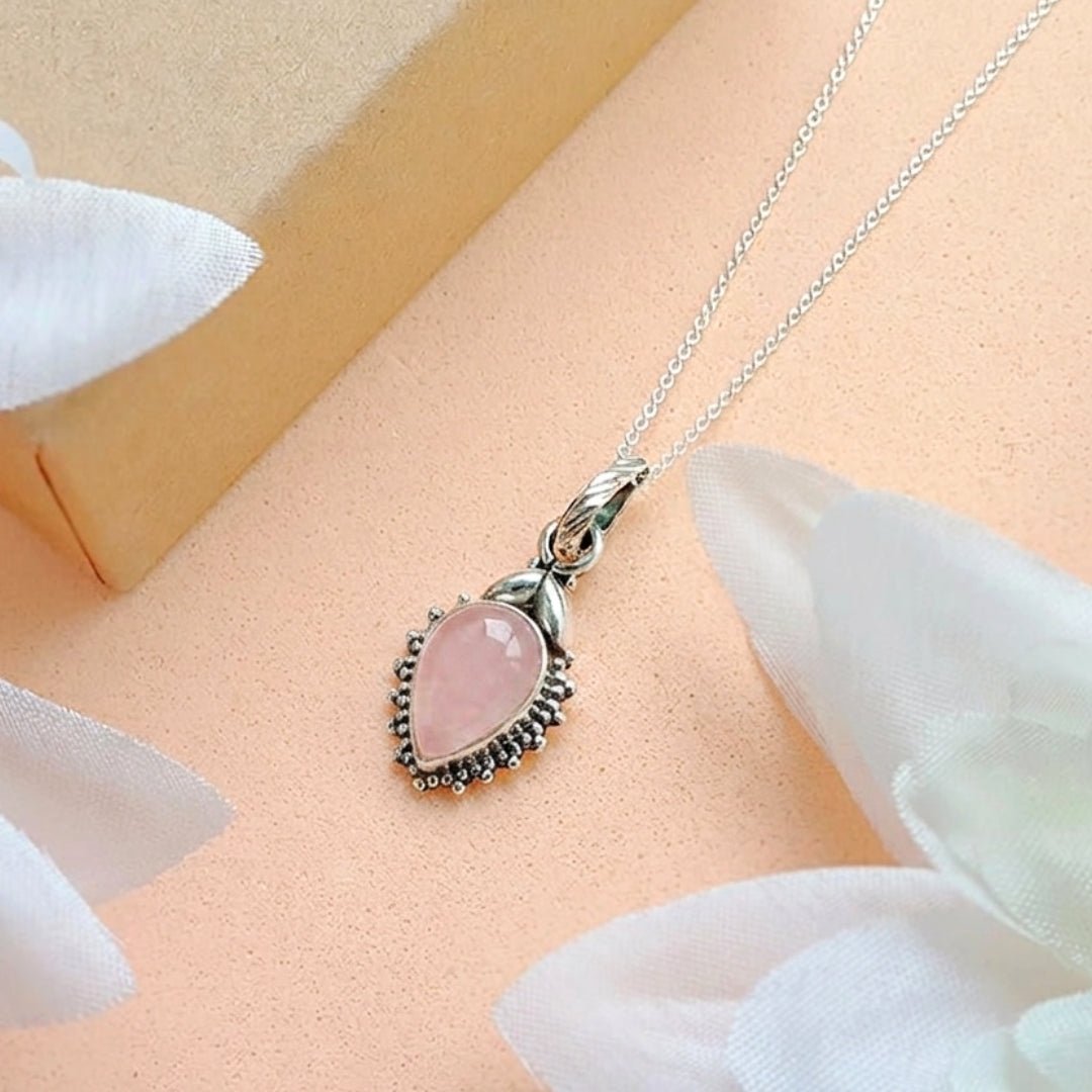 Colgante Agra Cuarzo Rosa y Plata de Ley 925 - Mystical Tienda
