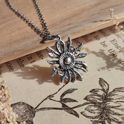Colgante Eguzkilore - Plata de Ley 925 - Mystical Tienda