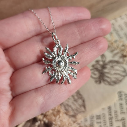Colgante Eguzkilore - Plata de Ley 925 - Mystical Tienda