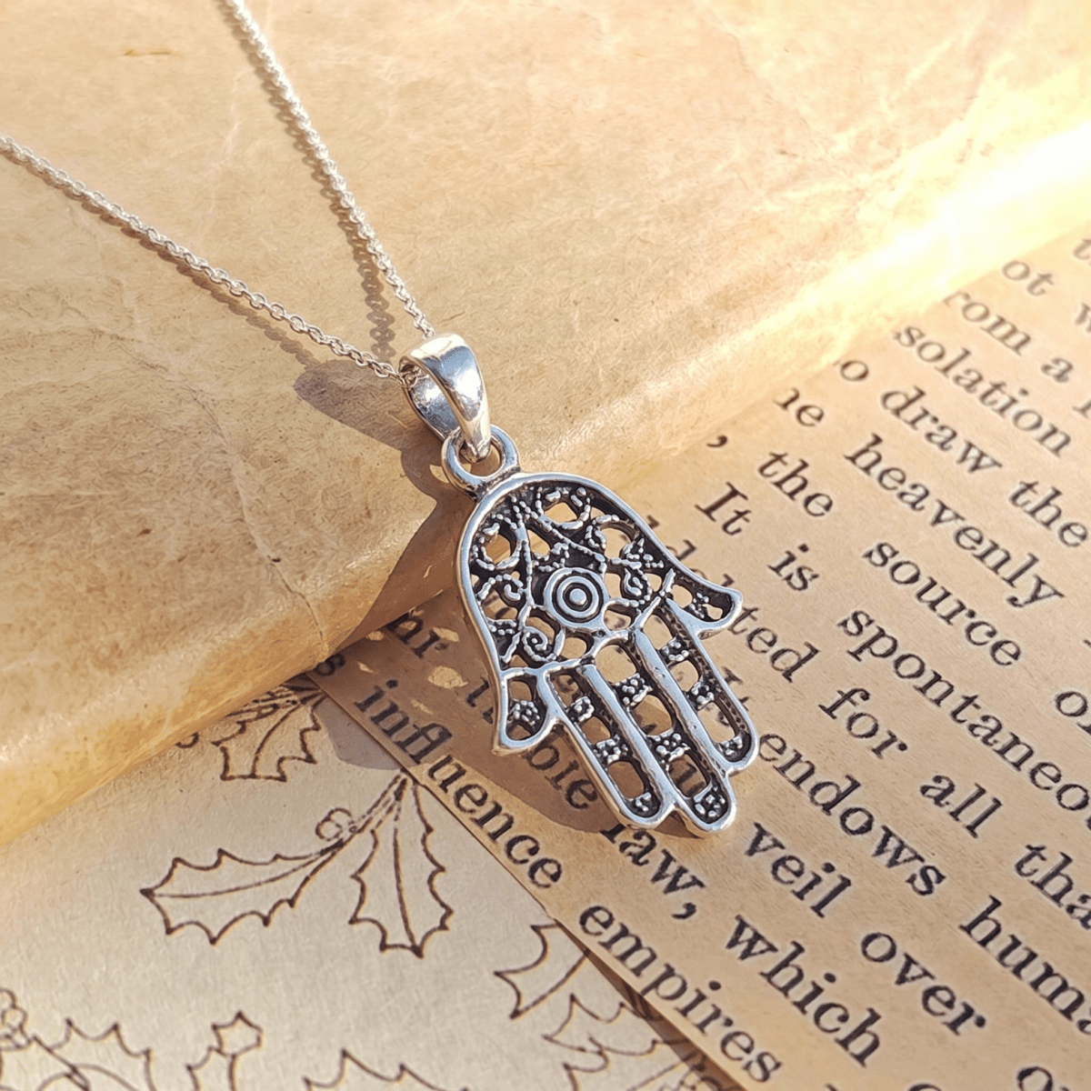 Colgante Mano de Fátima con Ojo Turco en Plata de Ley 925 - Modelo Filigrana - Mystical Tienda