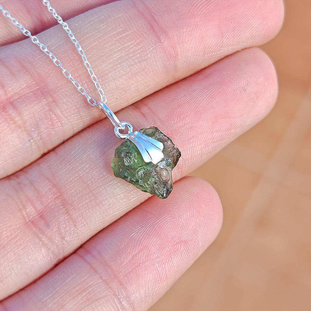 Colgante Moldavita - Engarce de Plata de Ley 925 - Mystical Tienda