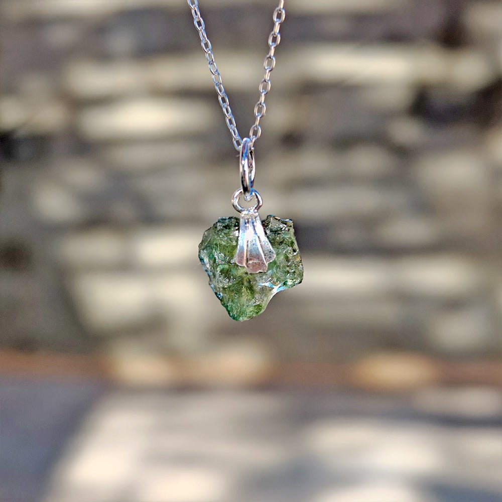 Colgante Moldavita - Engarce de Plata de Ley 925 - Mystical Tienda