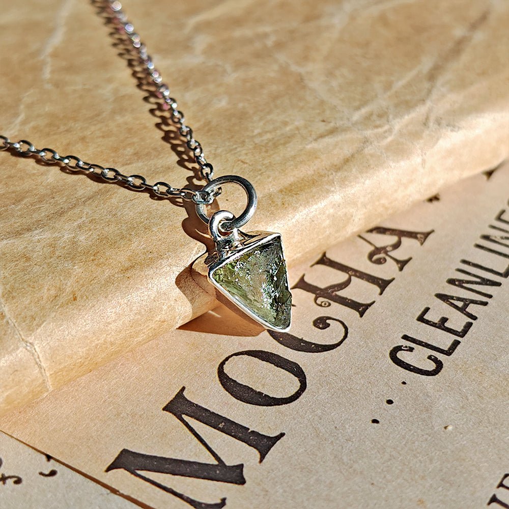 Colgante Moldavita Plata de Ley 925 - PREVENTA - Mystical Tienda