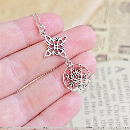 Colgante Nudo de Bruja & Cubo de Metatrón - Plata de Ley 925 - Mystical Tienda