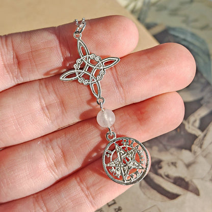 Colgante Nudo de Bruja & Tetragramaton con Bola Cuarzo Rosa - S925 - Mystical Tienda