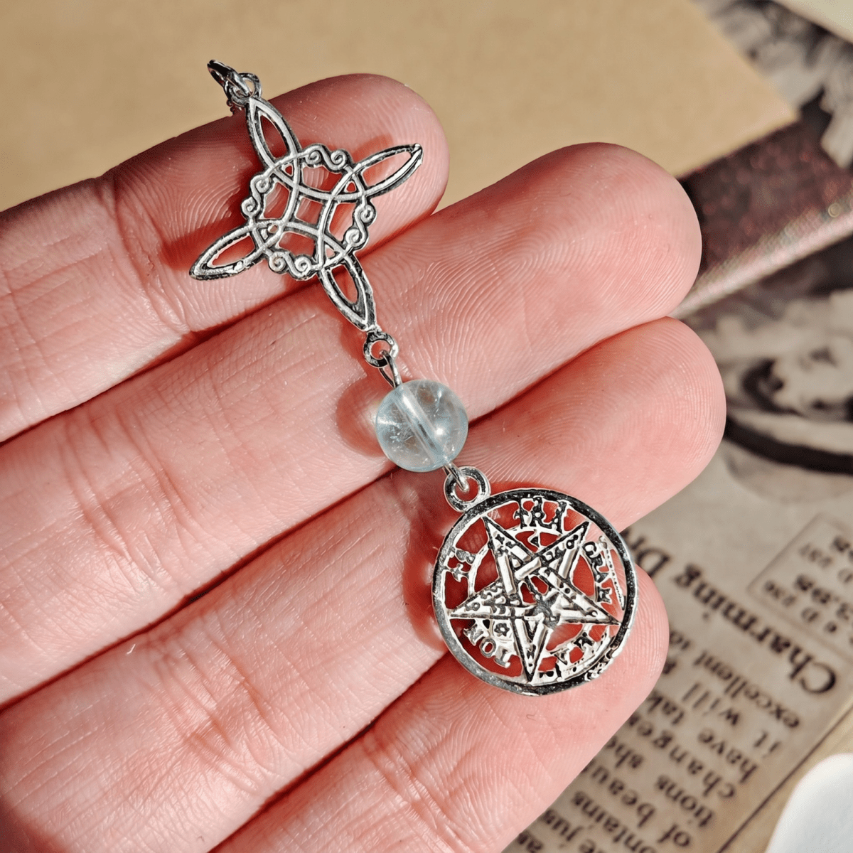 Colgante Nudo de Bruja & Tetragramaton con Bola de Aguamarina S925 - Mystical Tienda