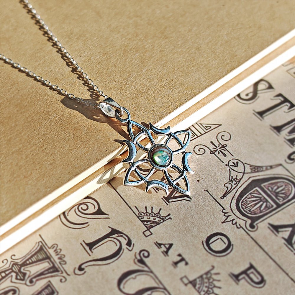 Colgante Nudo de Bruja Wicca con Abulón - Plata de Ley 925 - Mystical Tienda