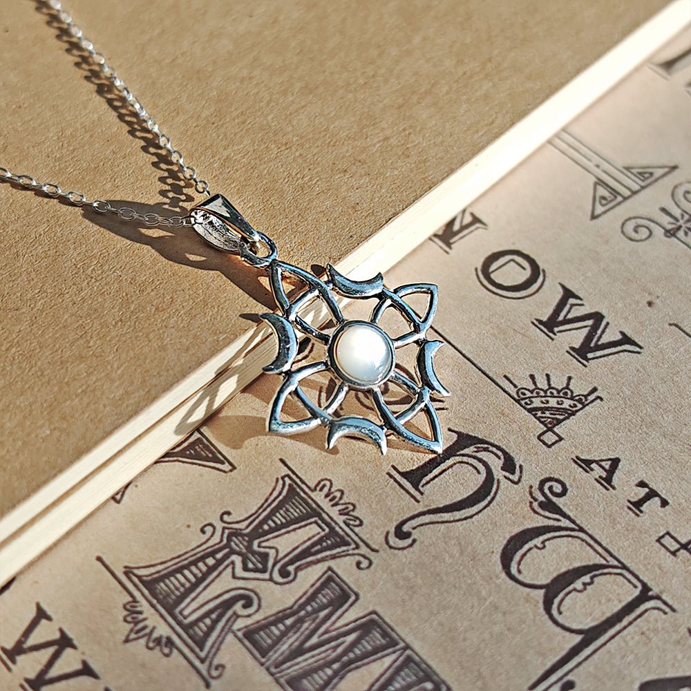 Colgante Nudo de Bruja Wicca con Nácar - Plata de Ley 925 - Mystical Tienda