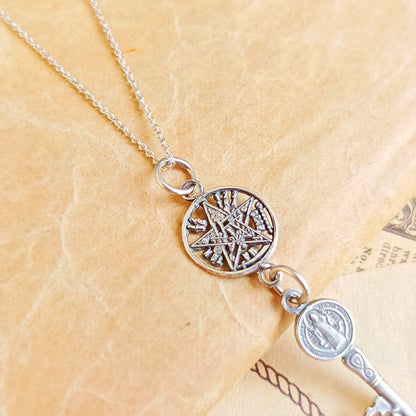 Colgante Protector Llave de San Benito & Tetragramaton S925 - Mystical Tienda