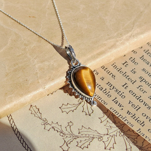 Colgante Varanasi Ojo de Tigre y Plata de Ley 925 - Mystical Tienda