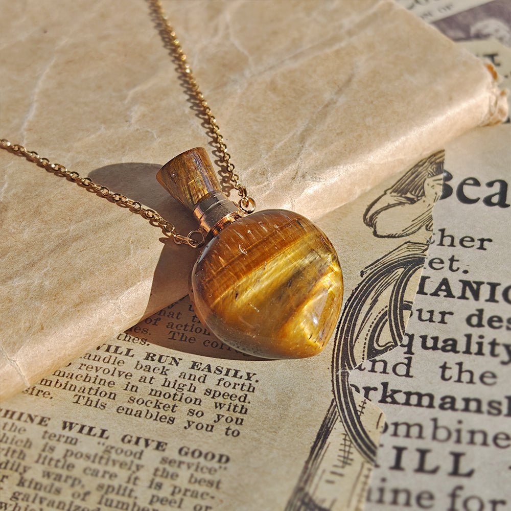 Collar Botella Mágica – Ojo de Tigre & Acero Inox. Dorado - Mystical Tienda