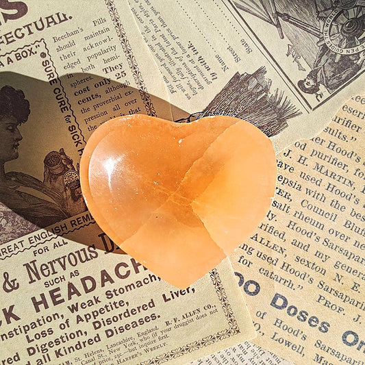 Cuenco Corazón de Selenita Naranja 6 cm - Mystical Tienda