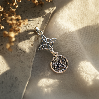 Colgante Nudo de Bruja & Tetragramaton S925 'Brillante'