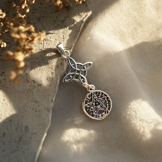 Colgante Nudo de Bruja & Tetragramaton S925 'Brillante'