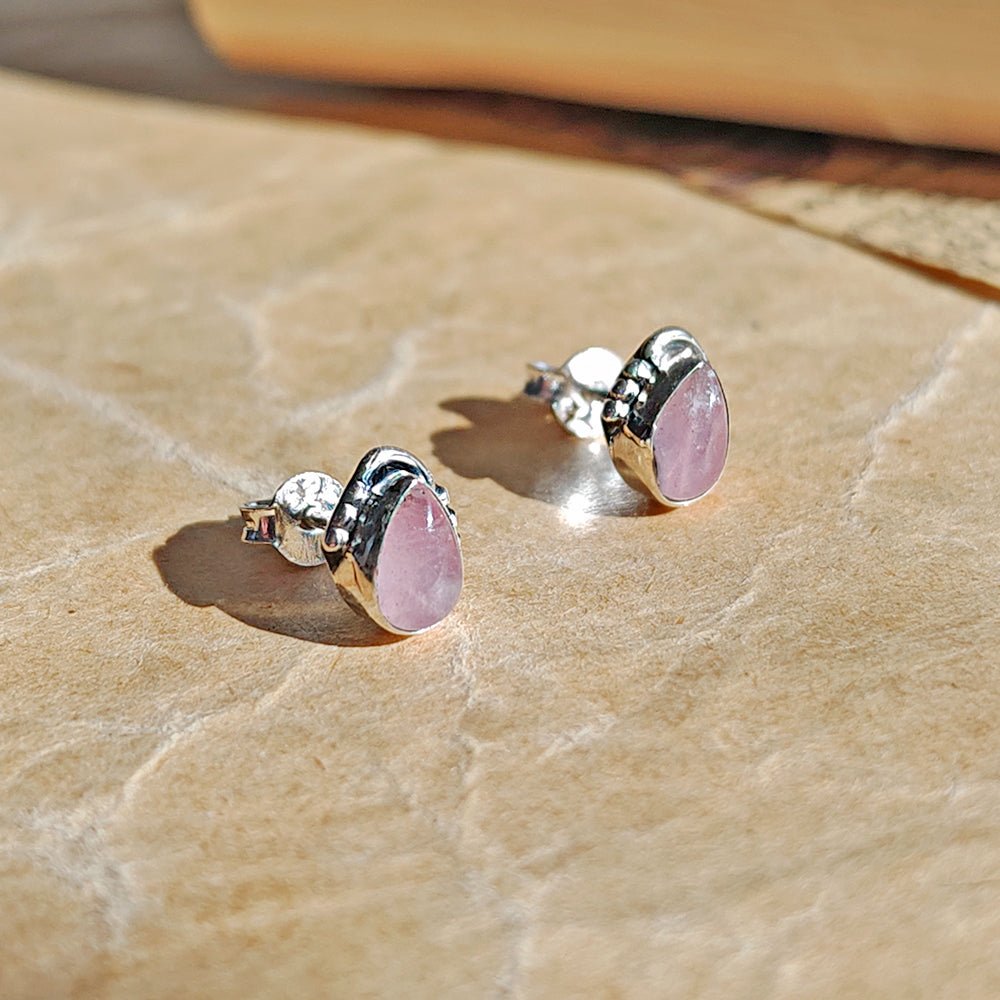 Pendientes Agra de Cuarzo Rosa - Mystical Tienda