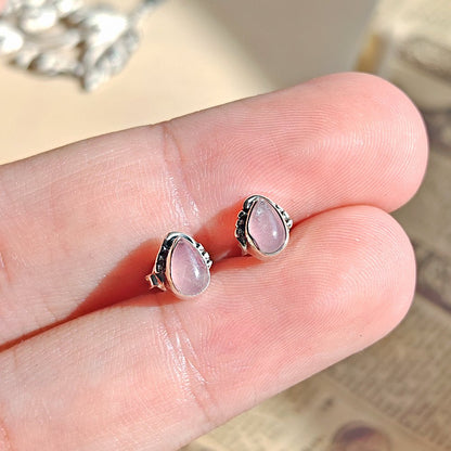 Pendientes Agra de Cuarzo Rosa - Mystical Tienda