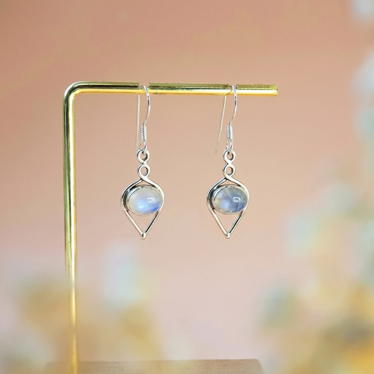 Pendientes Eleos Piedra de Luna y Plata de Ley 925 - Mystical Tienda