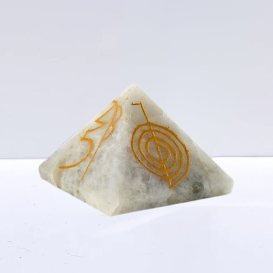 Pirámide Reiki de Piedra de Luna - Mystical Tienda