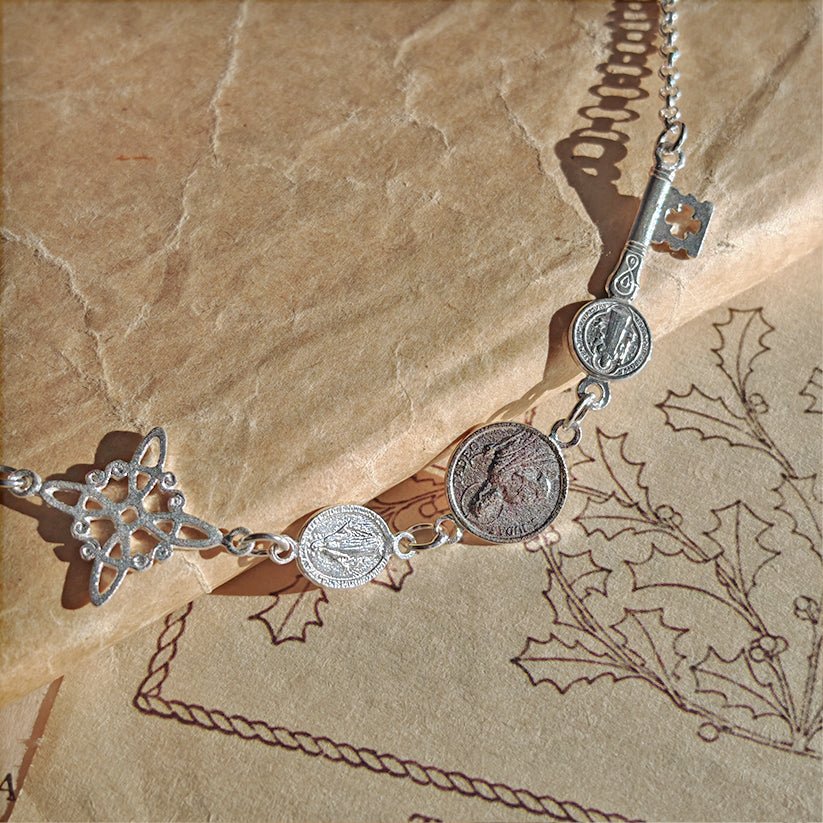 Pulsera Cuádruple de Protección S925: Cuatro Amuletos de Luz - Mystical Tienda