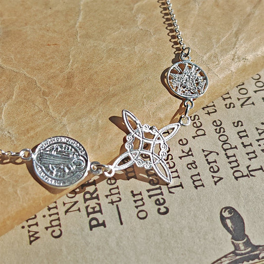Pulsera Triple Protectora S925: Nudo de Bruja, Tetragramatón y San Benito - Mystical Tienda
