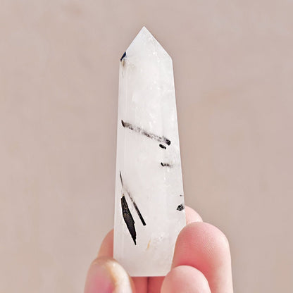 Punta de Cuarzo Turmalinado - Mystical Tienda