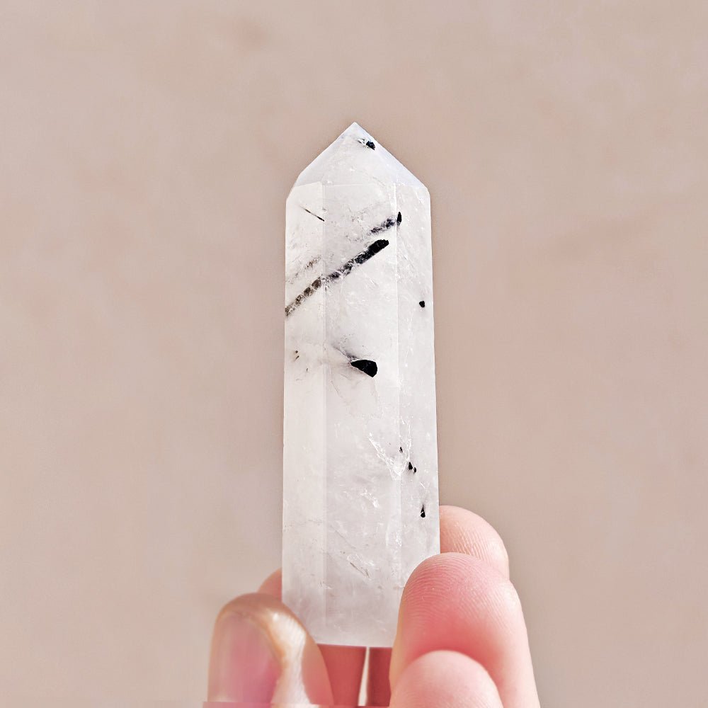 Punta de Cuarzo Turmalinado - Mystical Tienda