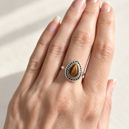 Anillo 'Binna' de Ojo de Tigre - Plata de Ley